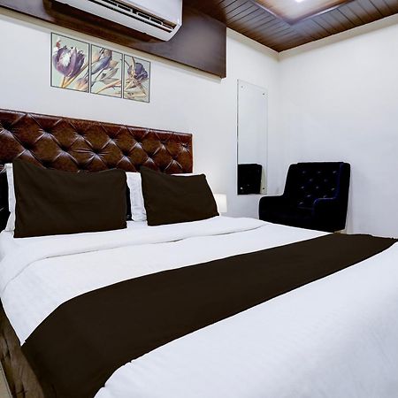 Super Collection O Thane Formerly Dove Residency Kolshet Buitenkant foto